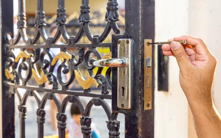 ouvrir une porte La Courneuve
